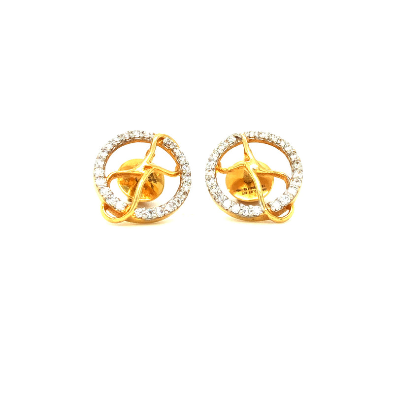 LUMINOUS DIAMOND STUDS