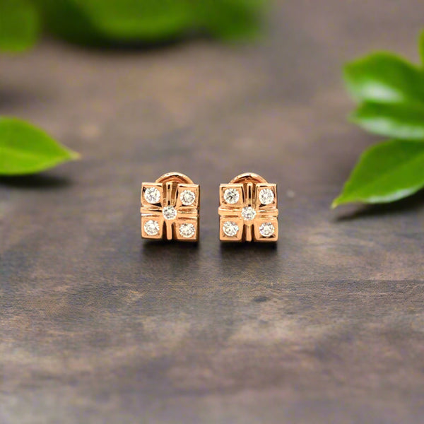 ADVIKA DIAMOND STUDS